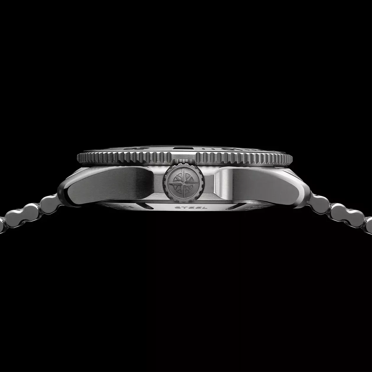 Bremont Supermarine 500m Polar White SM43 DT SS WH B 05