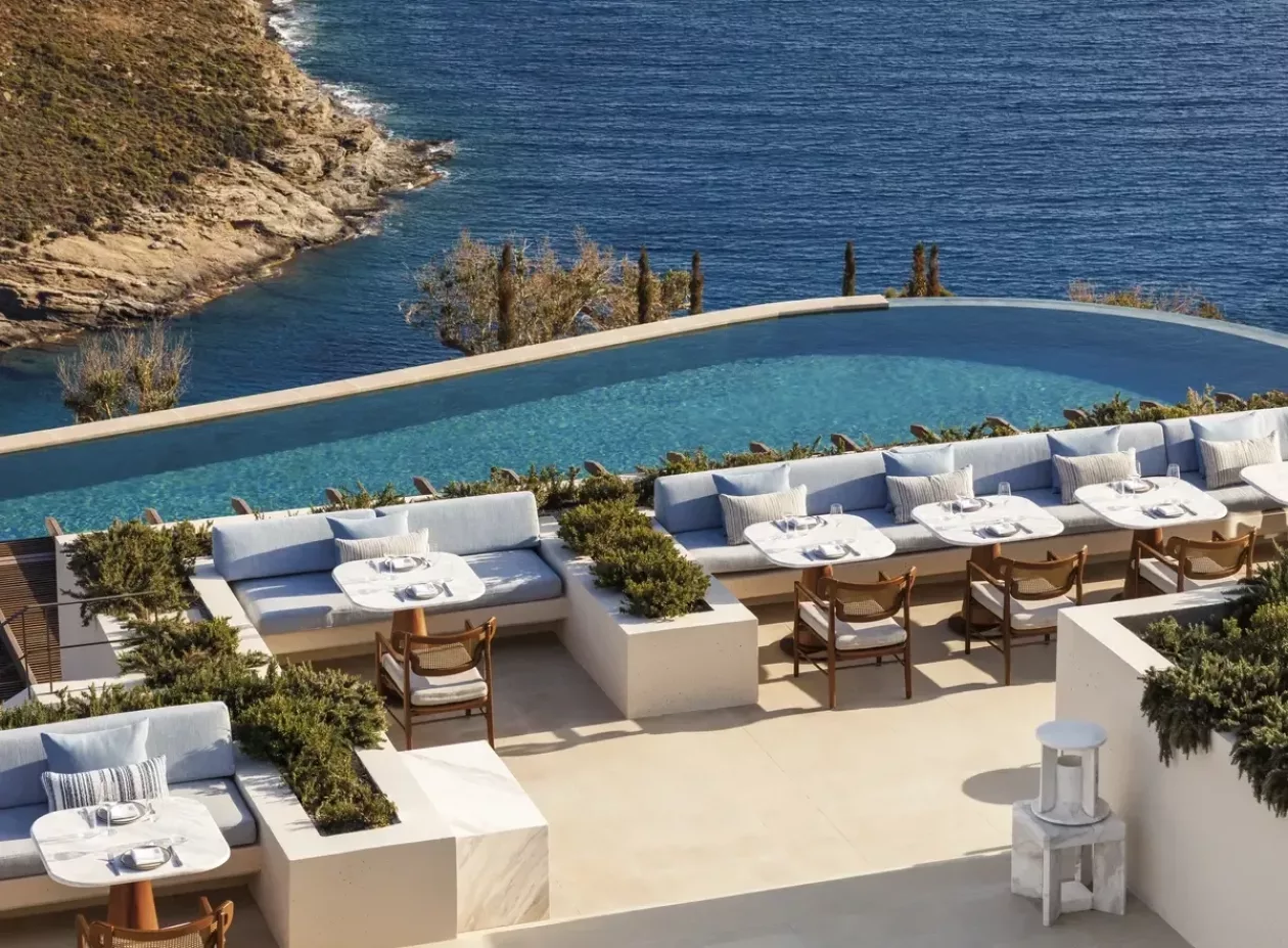One Only Kéa Island P2 Atria Terrace Seating Vert 2415 MASTER