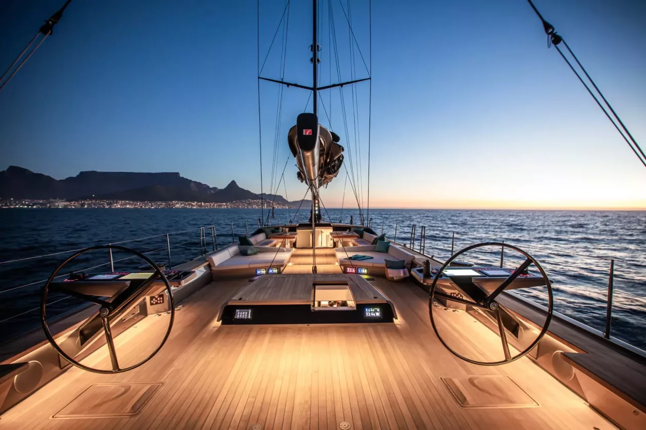 SW108 Gelliceaux A New Horizon in Hybrid Superyacht Luxury 6