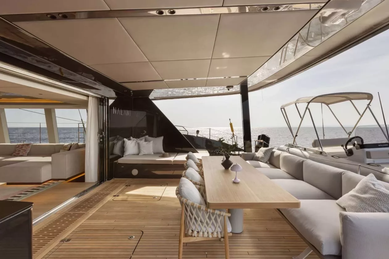 Sunreef 80 Eco Nalani Silent Luxury on the Open Sea 08