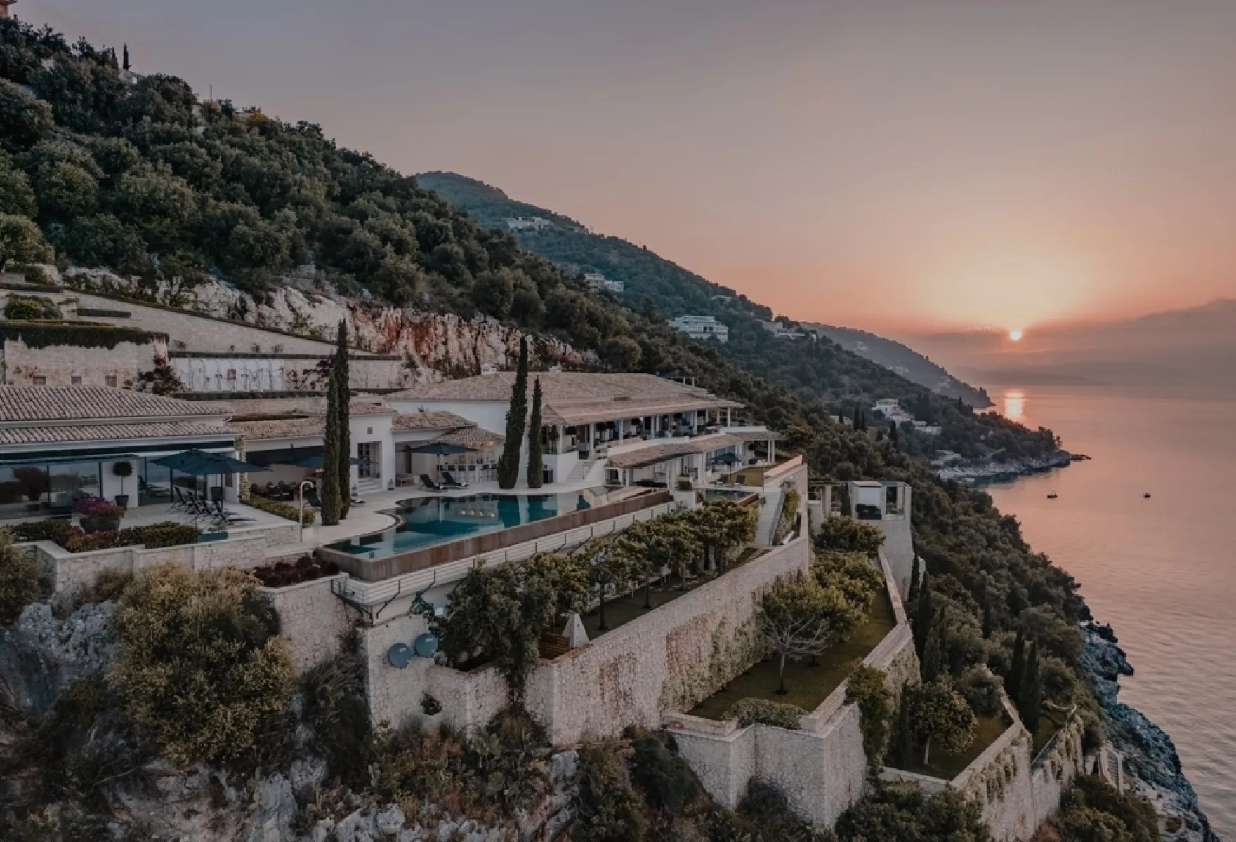 Ultima Corfu Barefoot Ionian Majesty 06