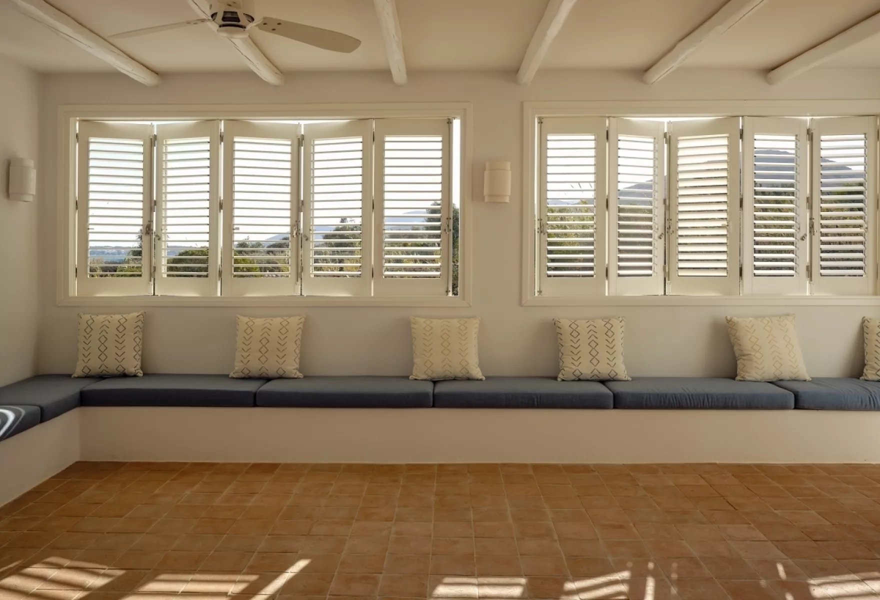 ARPs Agia Kyriaki Beach House A Cycladic Dialogue with the Sea 07