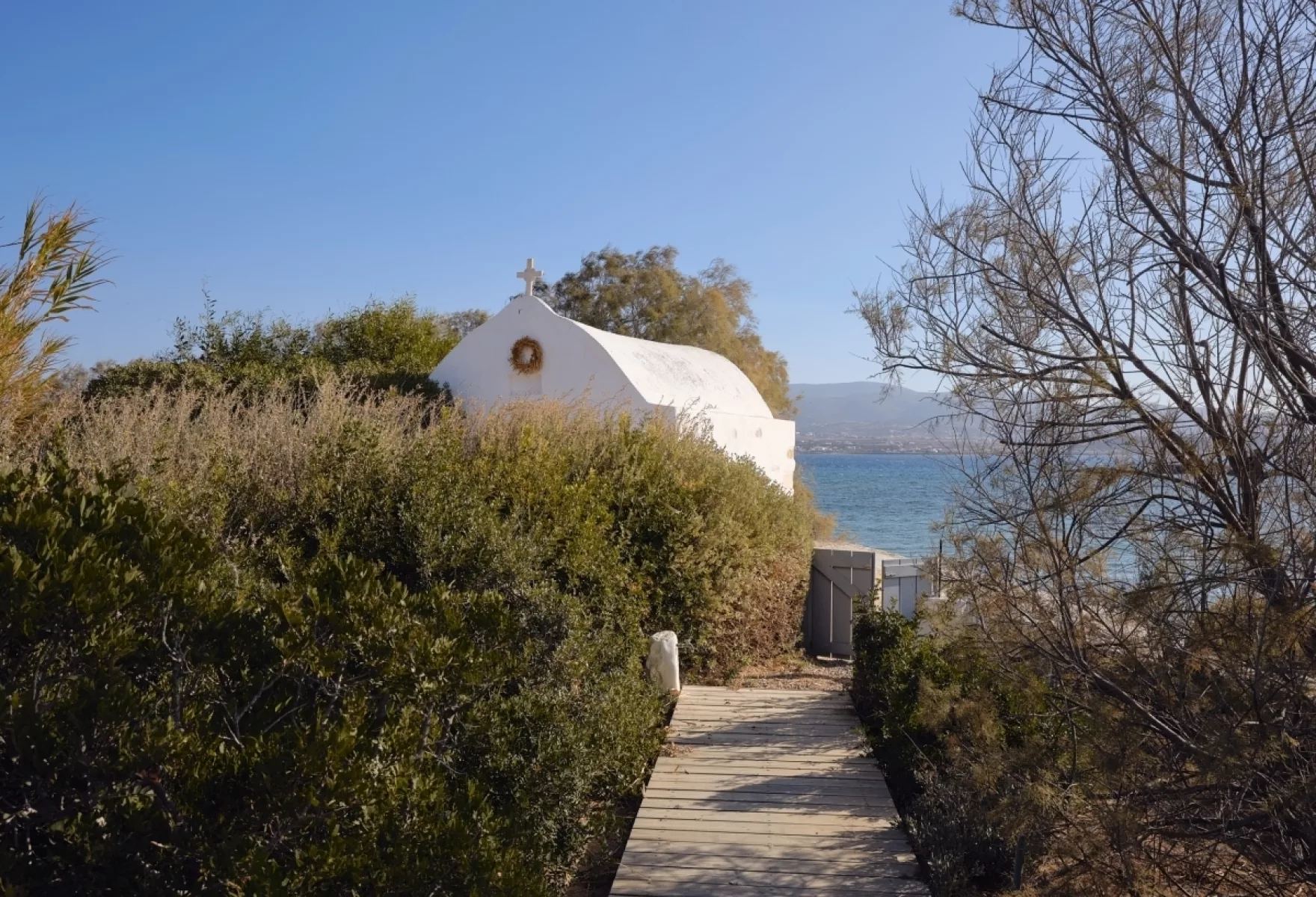 ARPs Agia Kyriaki Beach House A Cycladic Dialogue with the Sea 08