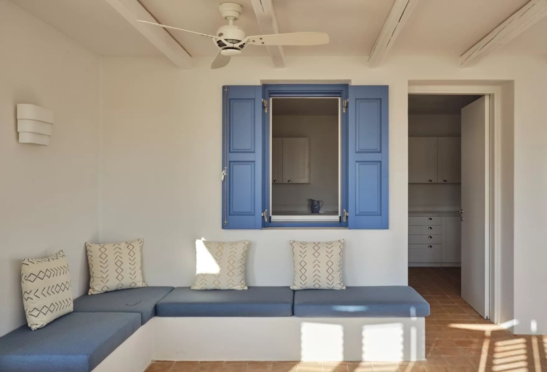 ARPs Agia Kyriaki Beach House A Cycladic Dialogue with the Sea 06