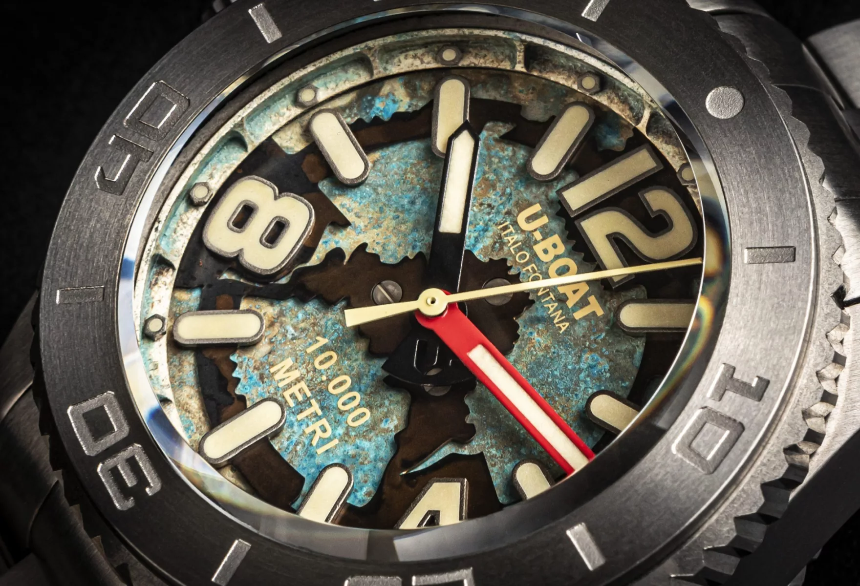 U Boat Profondo 10000 MT A Timepiece Forged for the Deepest Oceans 04