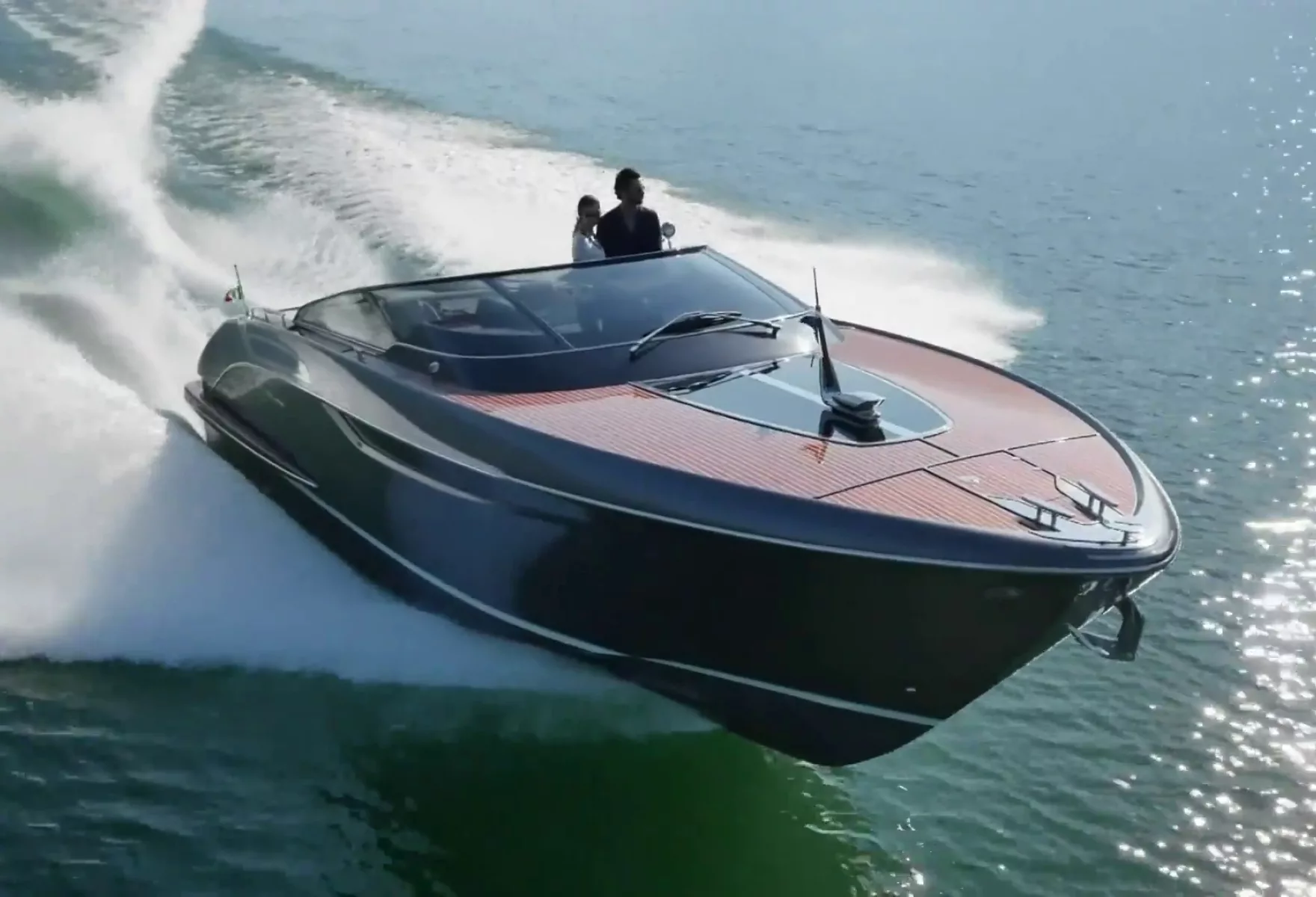 Timeless Elegance on the Water 04