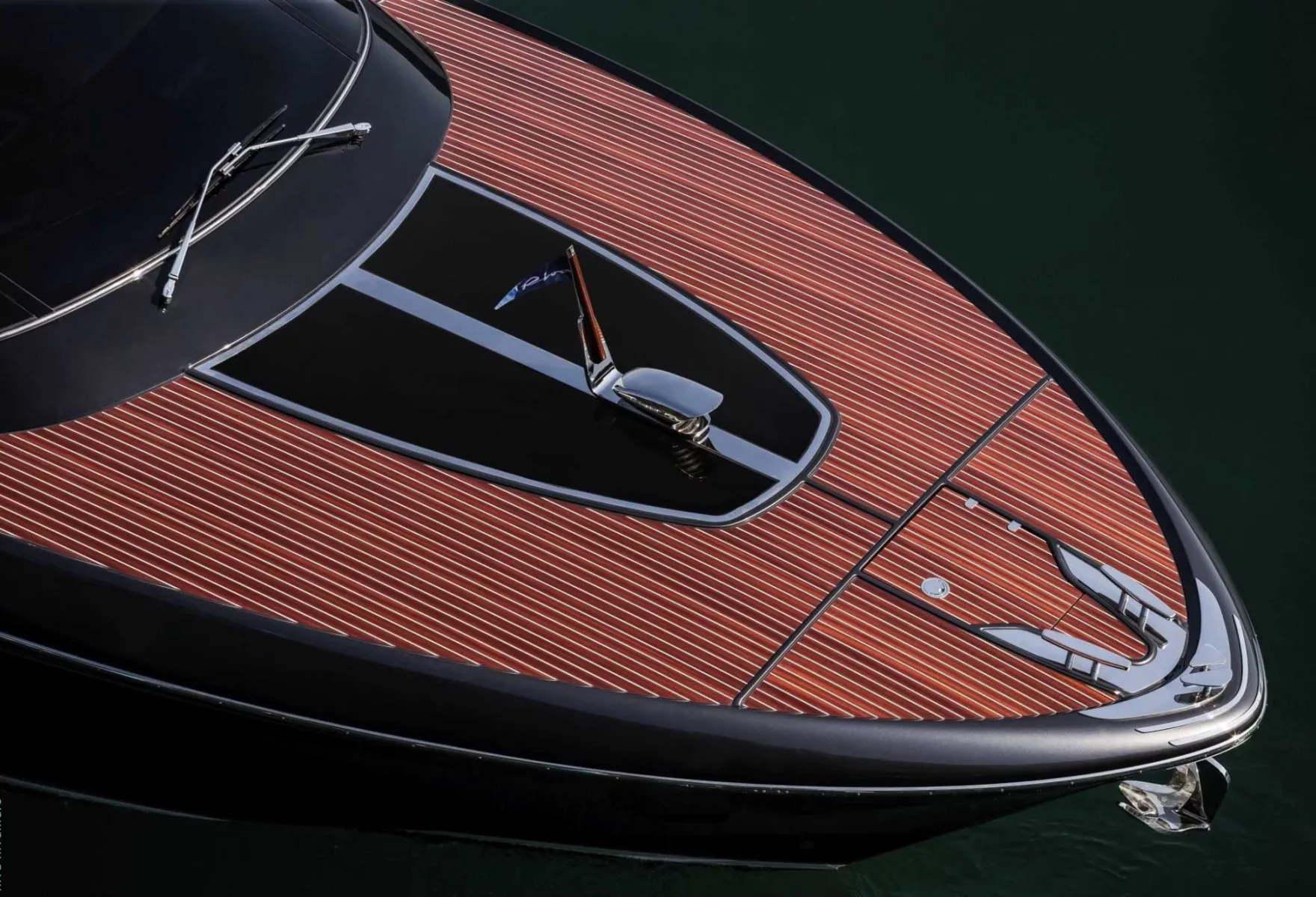Timeless Elegance on the Water 06