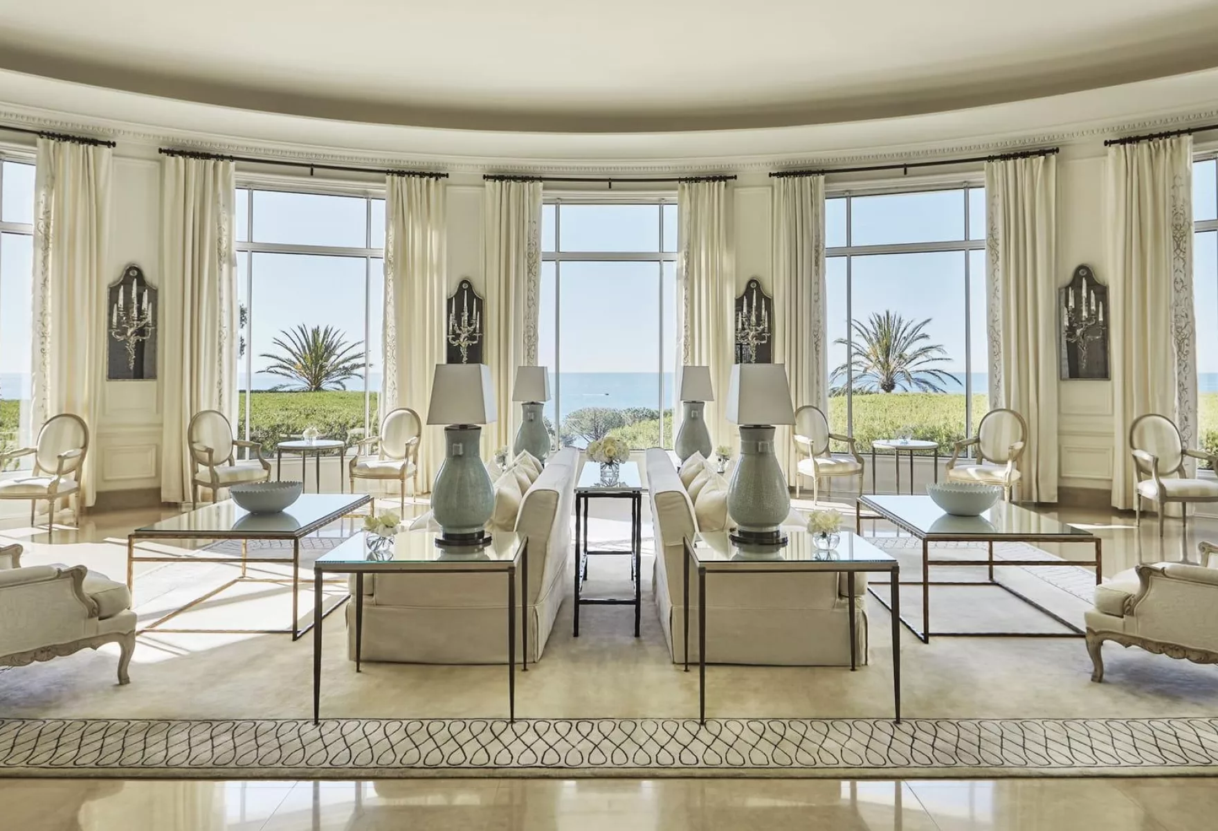 Four Seasons Grand Hôtel du Cap Ferrat Riviera Grandeur by the Sea 05