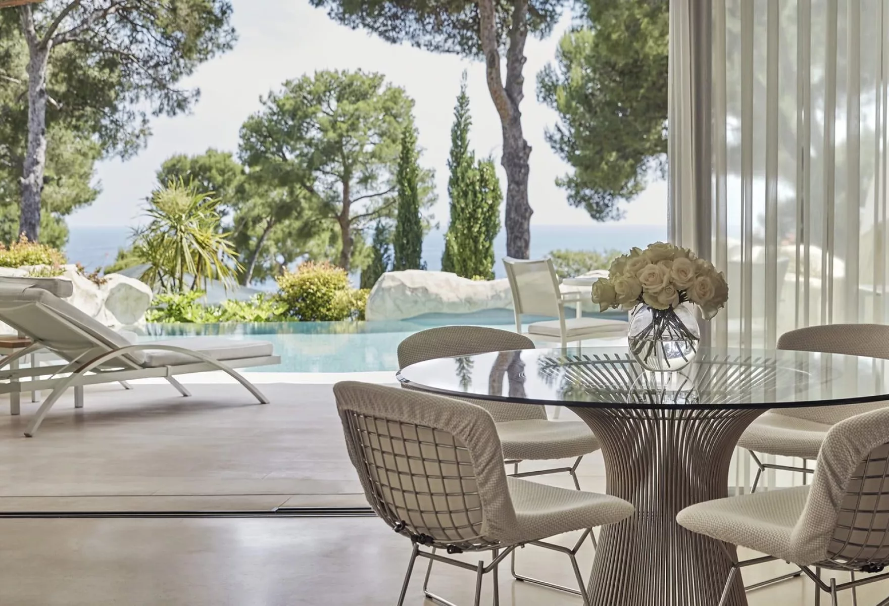 Four Seasons Grand Hôtel du Cap Ferrat Riviera Grandeur by the Sea 04