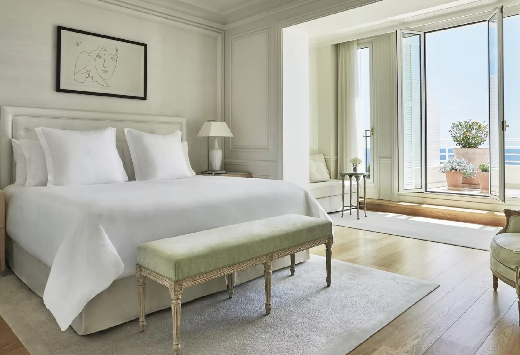 Four Seasons Grand Hôtel du Cap Ferrat Riviera Grandeur by the Sea 03