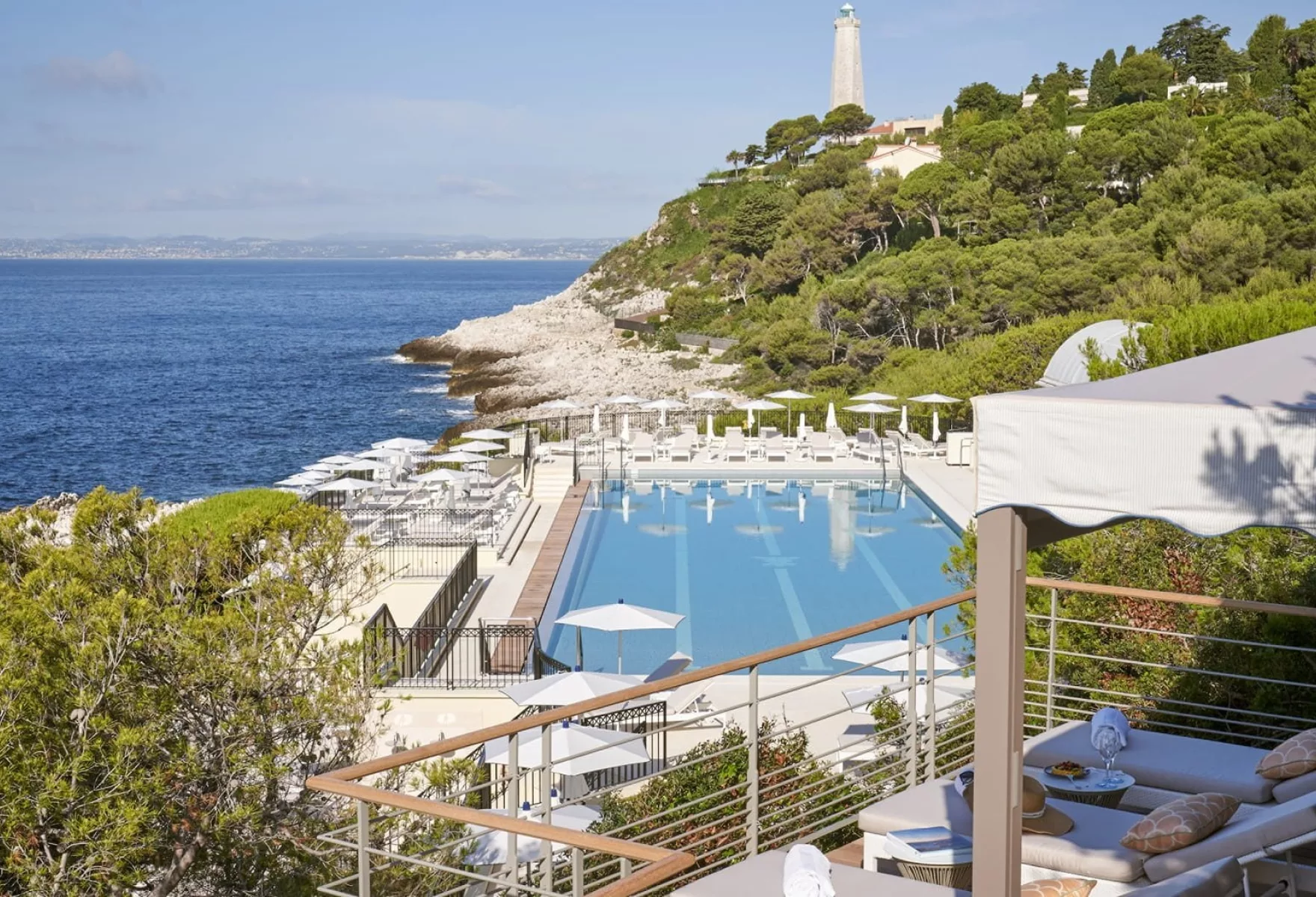 Four Seasons Grand Hôtel du Cap Ferrat Riviera Grandeur by the Sea 01