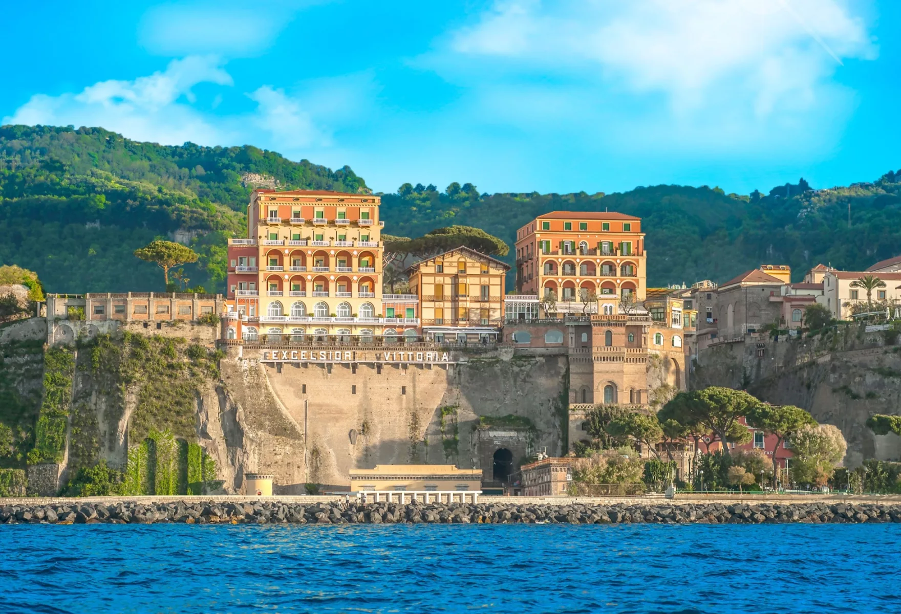 Grand Hotel Excelsior Vittoria Sorrentos Cliffside Icon of Elegance 01