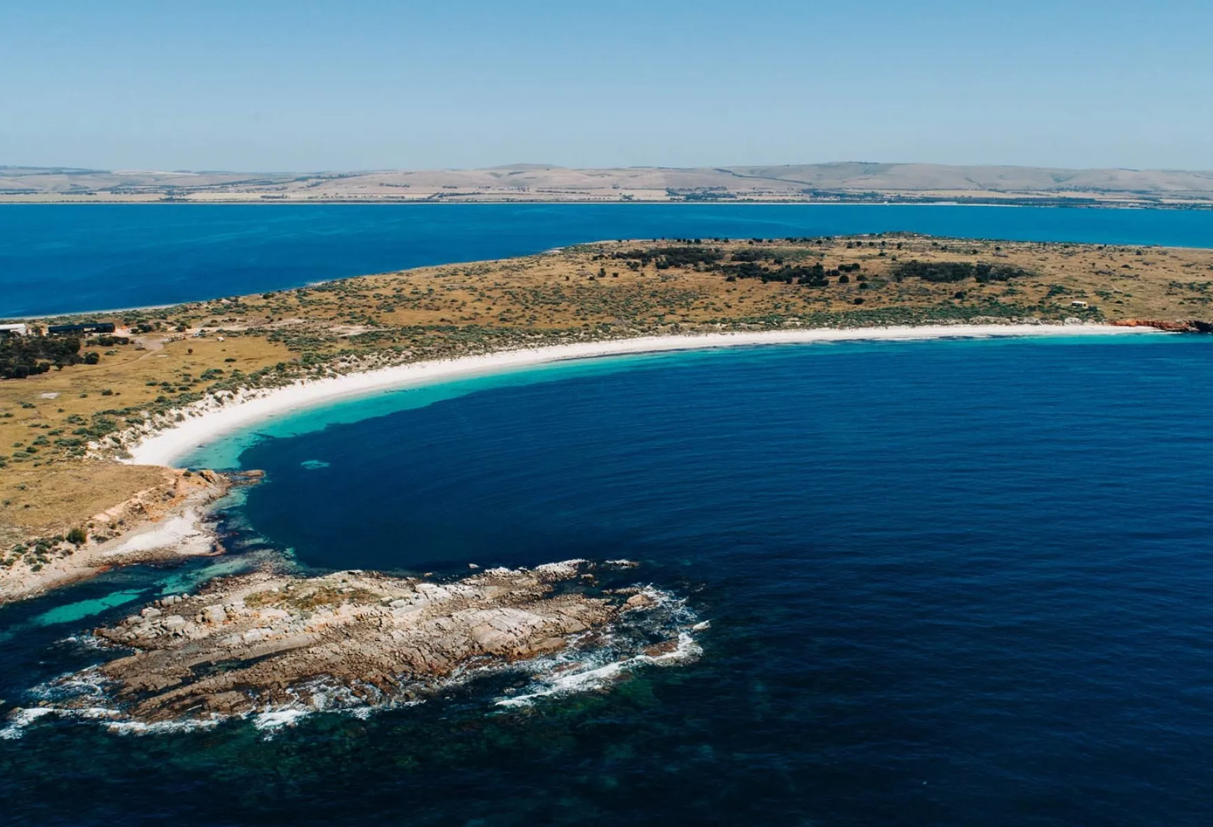 Rumion Louth A Coastal Sanctuary on South Australias Untamed Shores 01