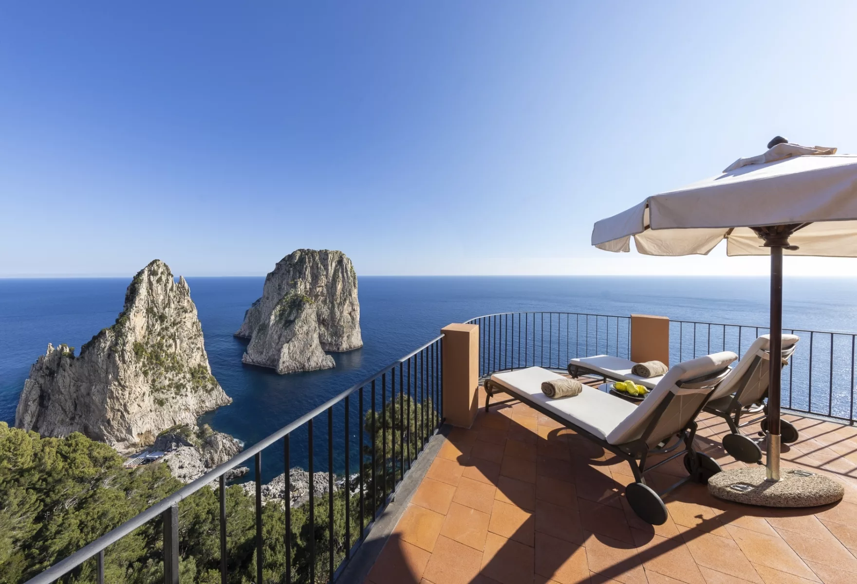Hotel Punta Tragara Capris Iconic Cliffside Masterpiece 04