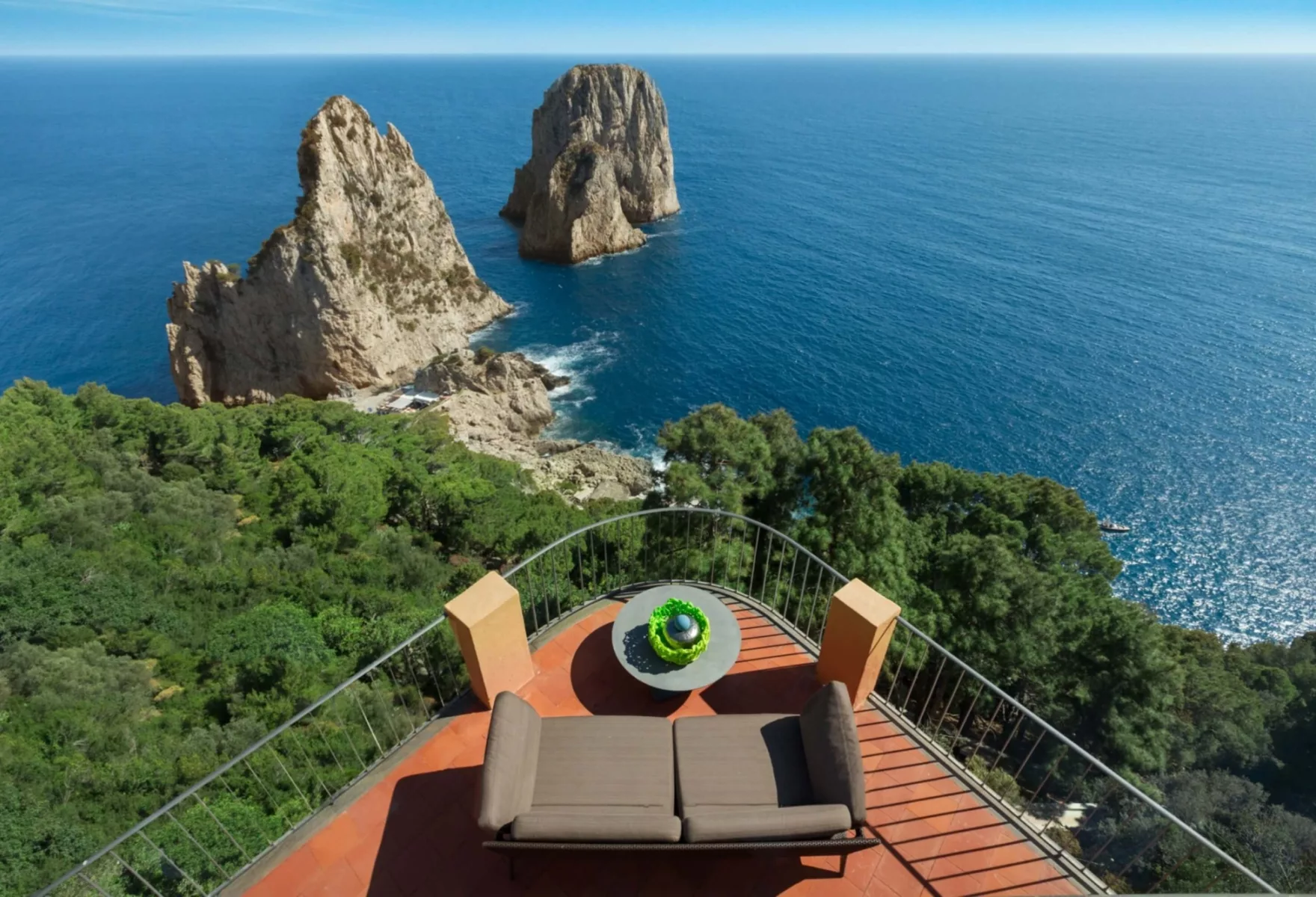 Hotel Punta Tragara Capris Iconic Cliffside Masterpiece 07