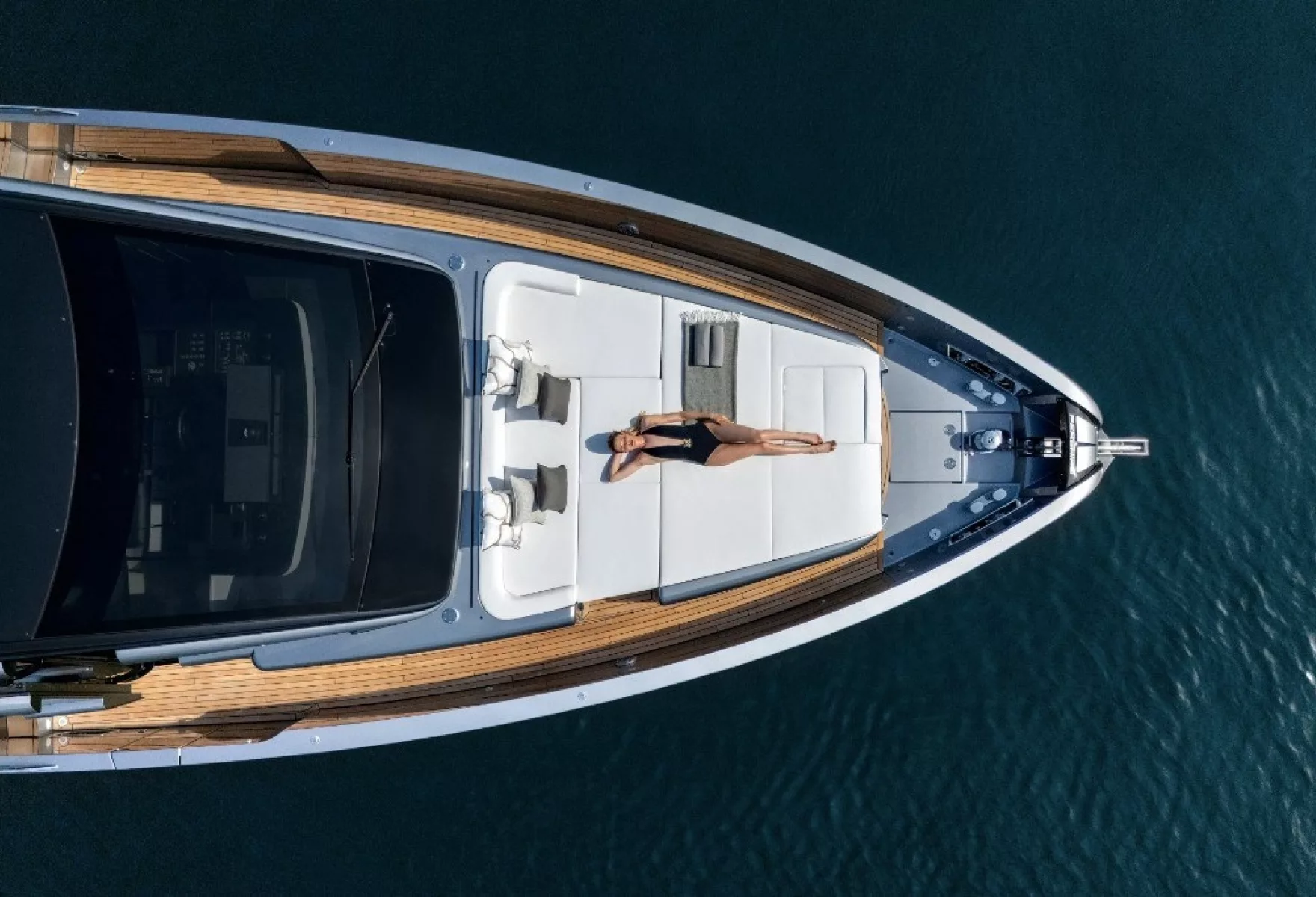 Pershing GTX70 Power Elegance and Open Air Freedom 05