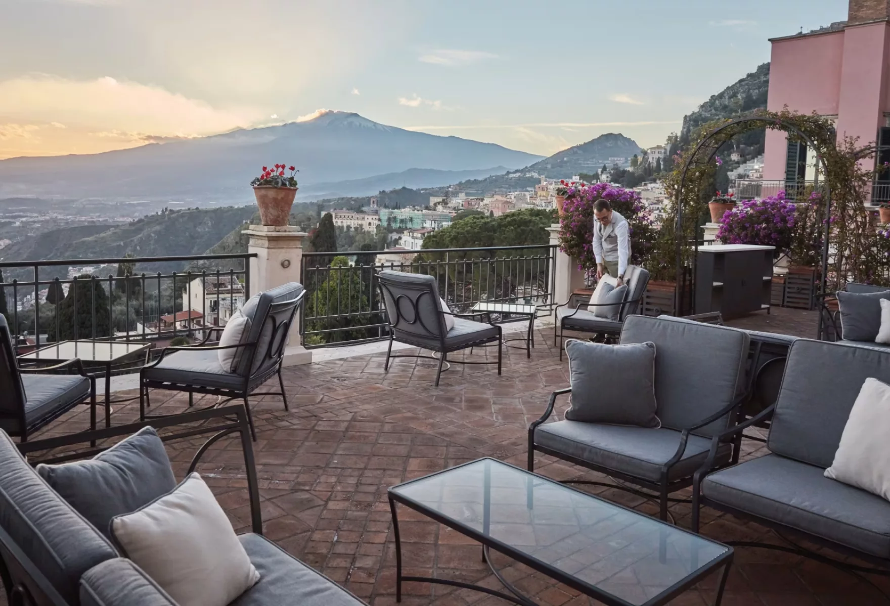 Belmond Grand Hotel Timeo Sicilian Splendor Overlooking the Sea 04
