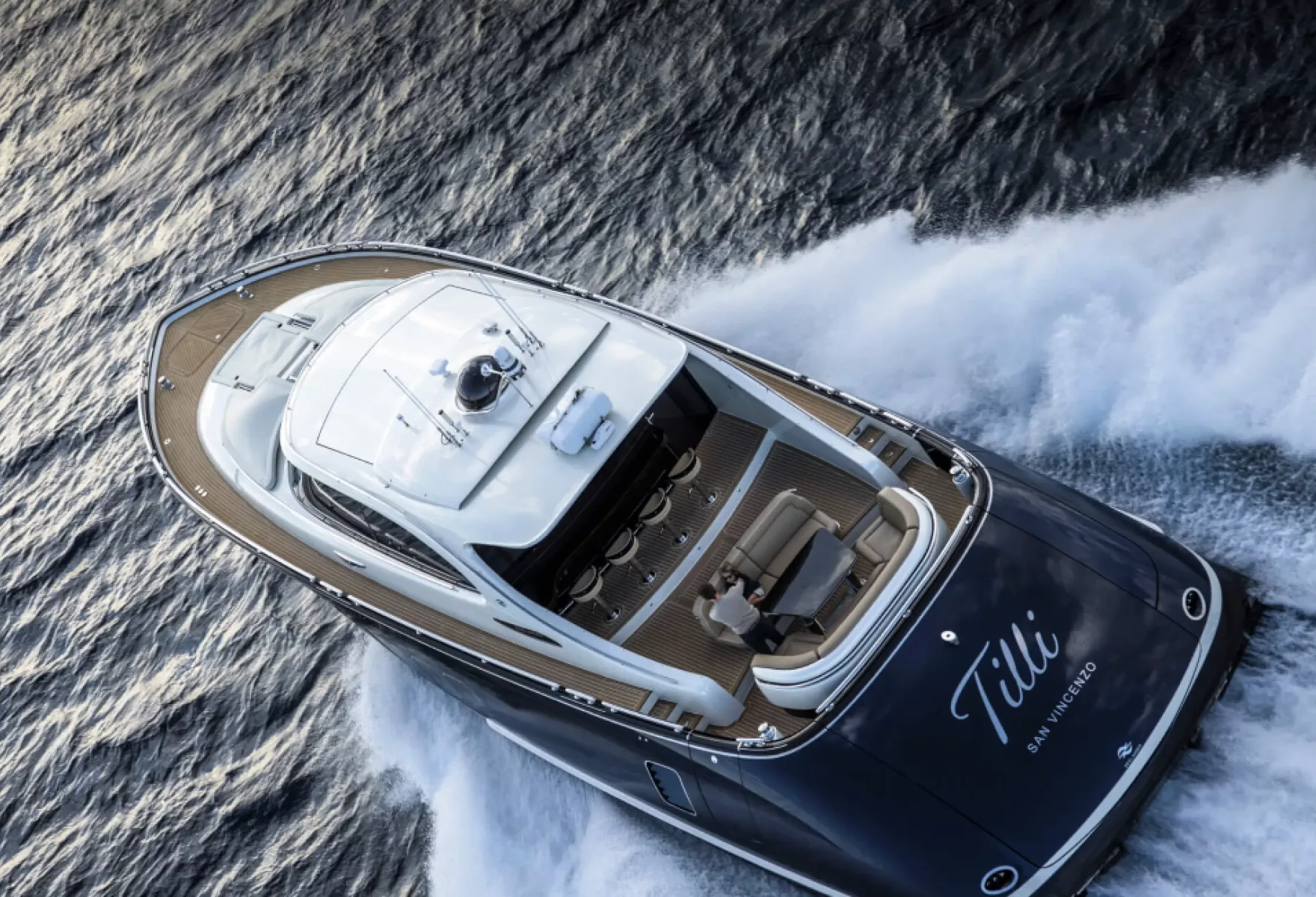 Zeelander 7 A Serene Powerhouse on the Water 02