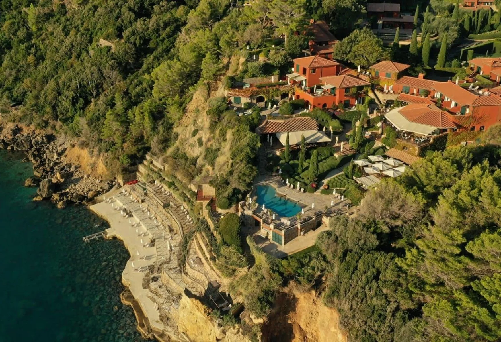 Hotel Il Pellicano Cliff side Elegance on the Tuscan Coast 01