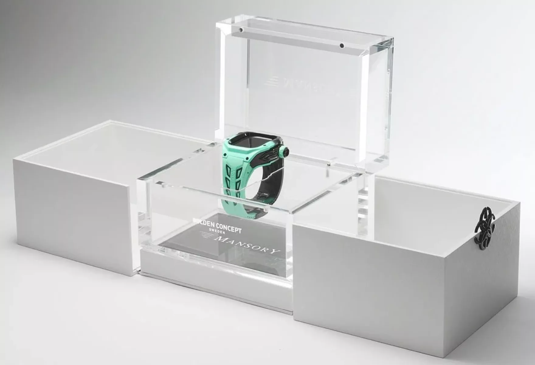 Golden Concept x Mansory Exclusive Carbon Apple Watch Case 05