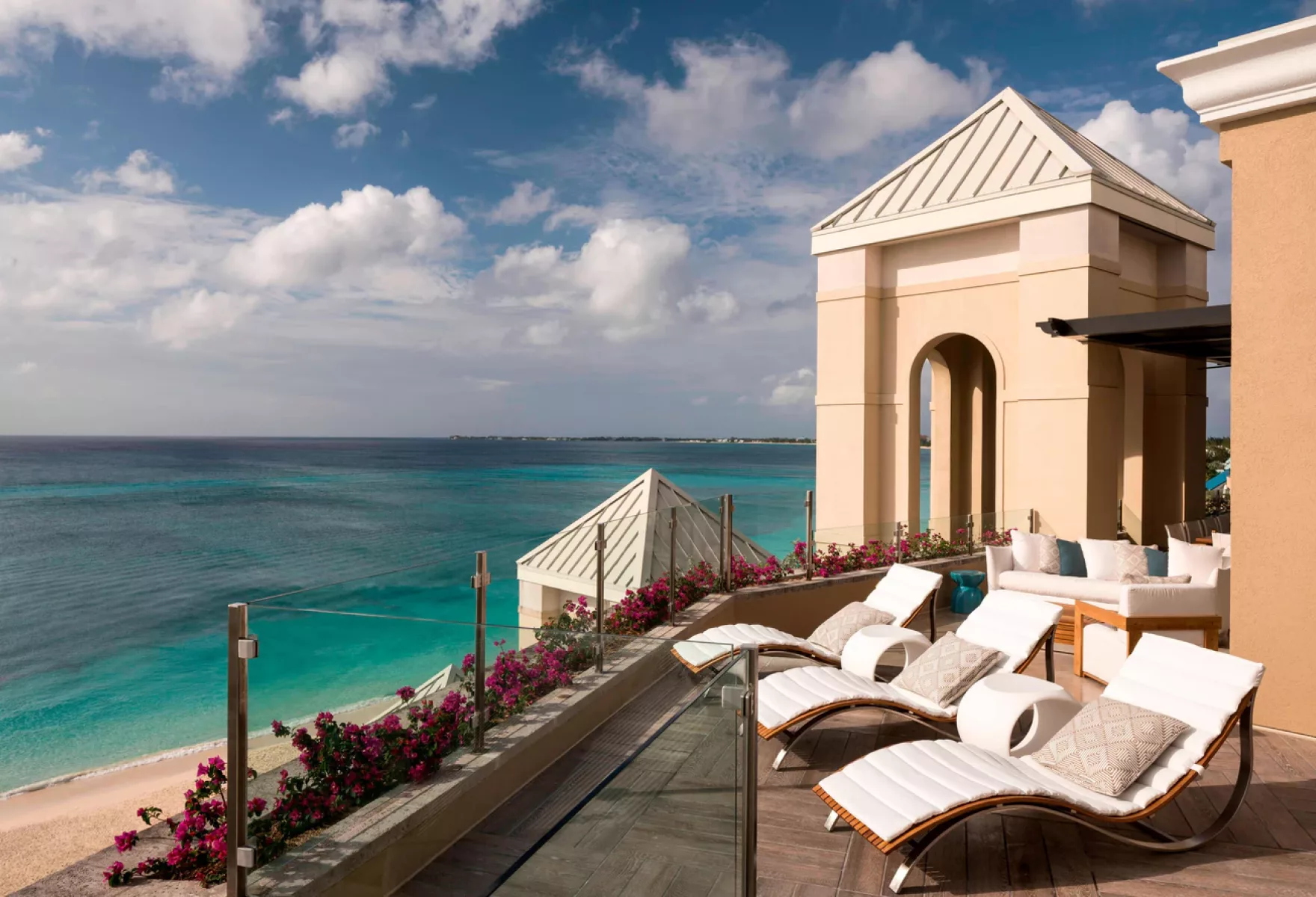 The Ritz Carlton Grand Cayman Island Luxury on Seven Mile Beach 08