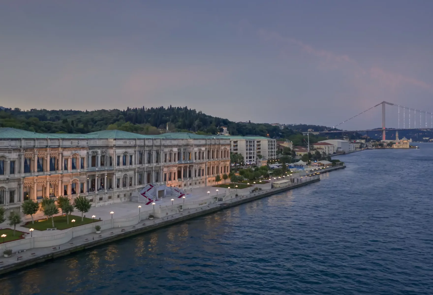 Regal Waterfront Luxury at Çırağan Palace Kempinski Istanbul 02