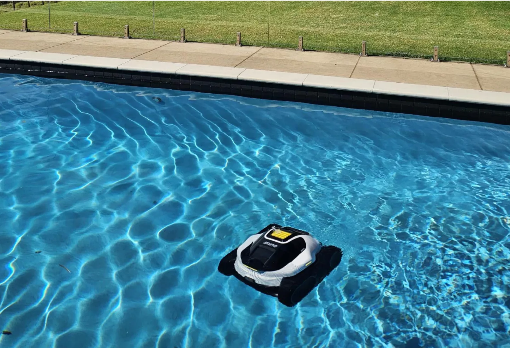 001 MAMMOTION SPINO S1 PRO THE WORLD S FIRST FULLY AUTONOMOUS POOL CLEANER