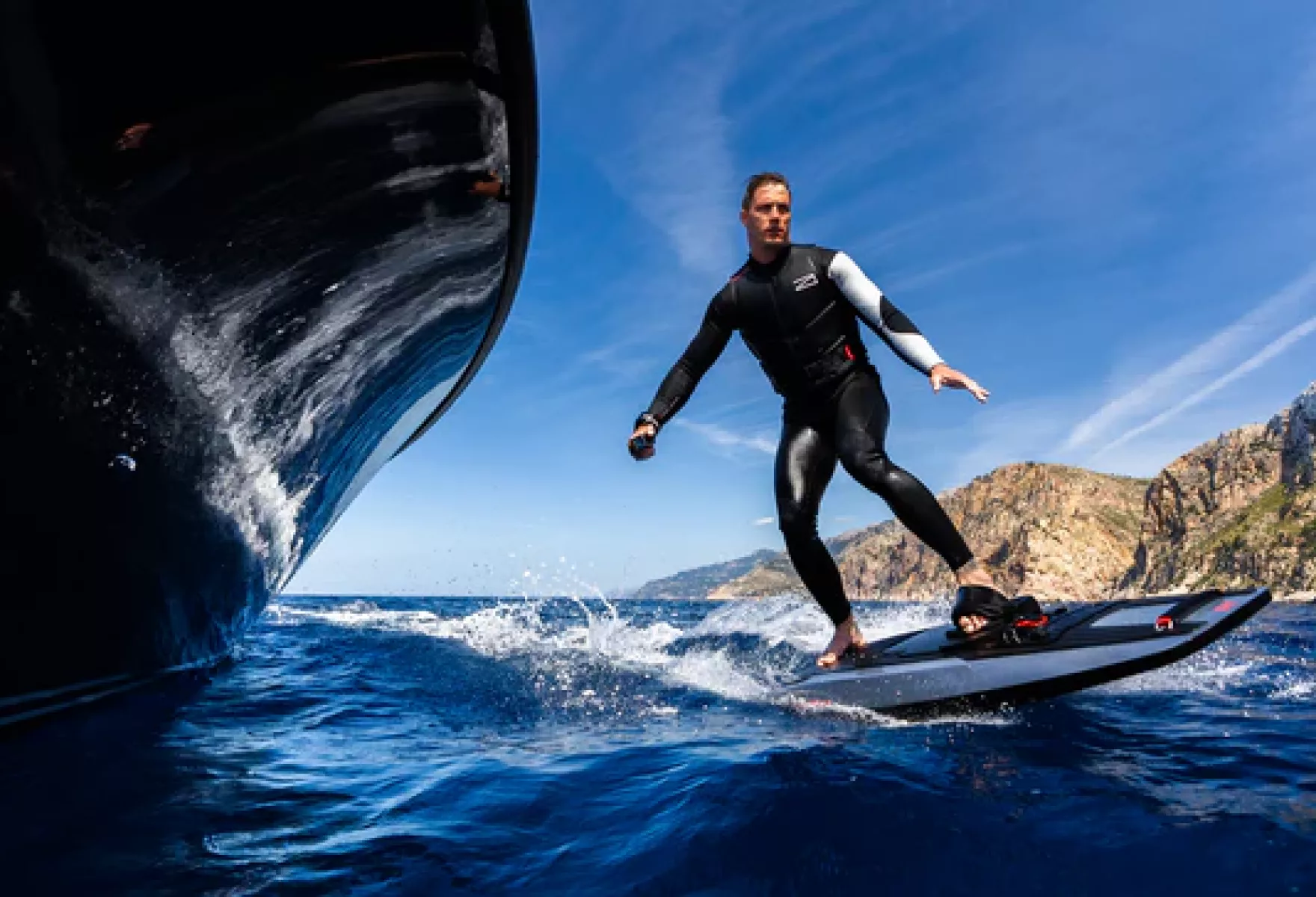 01 AWAKE ELECTRIC SURFBOARDS