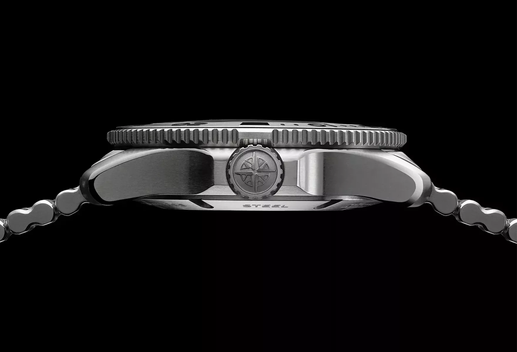 Bremont Supermarine 500m Polar White SM43 DT SS WH B 05