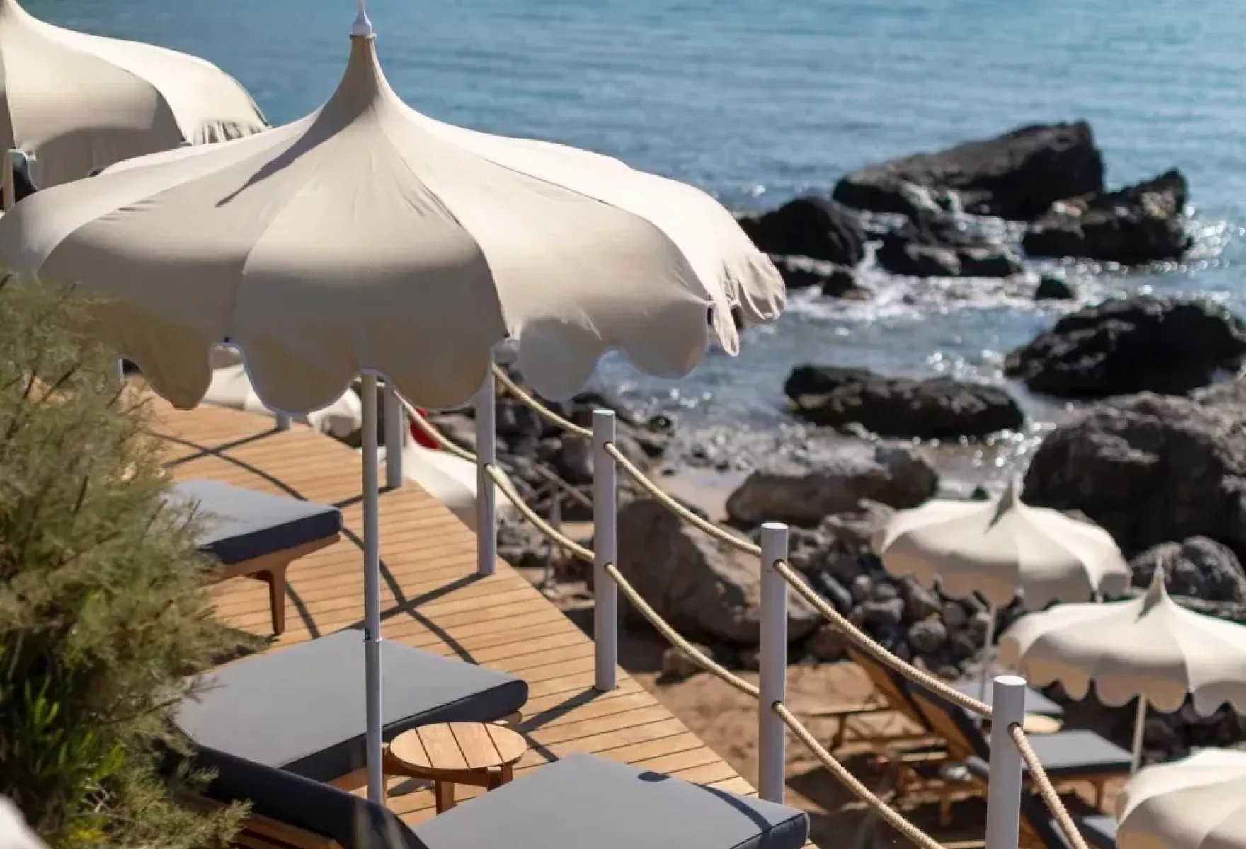 Isolotto Beach Club Tuscan Seaside Vignettes in Pure Coastal Elegance 03