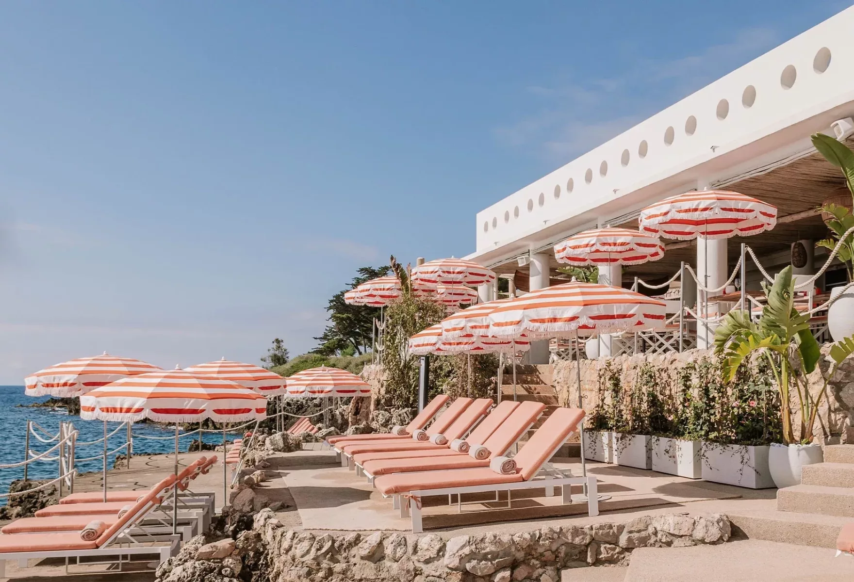 La Môme Riviera Côte d Azur Charm Meets Stylish Seaside Living 003