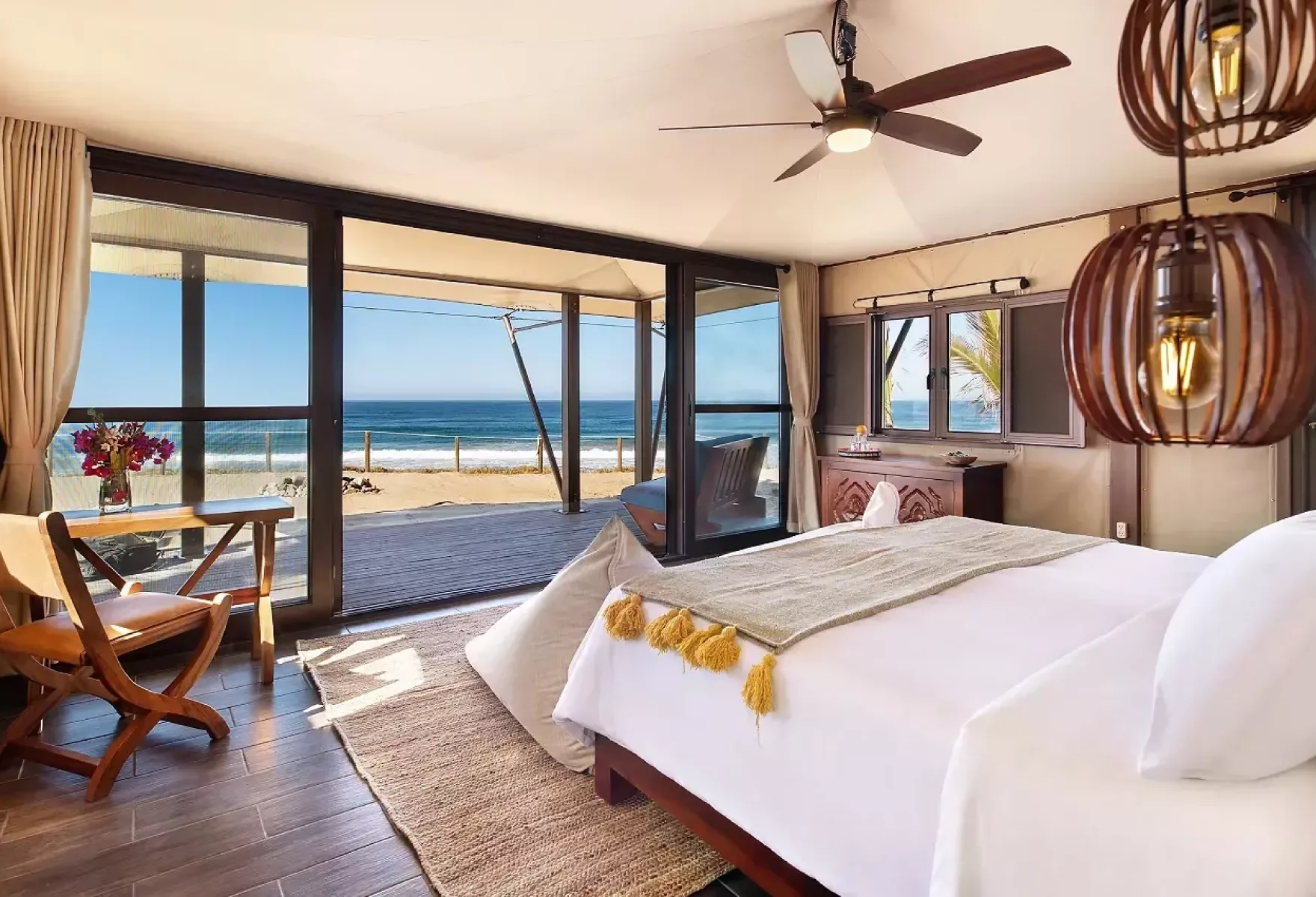 Villa Santa Cruz Oceanfront Elegance in Baja California 04