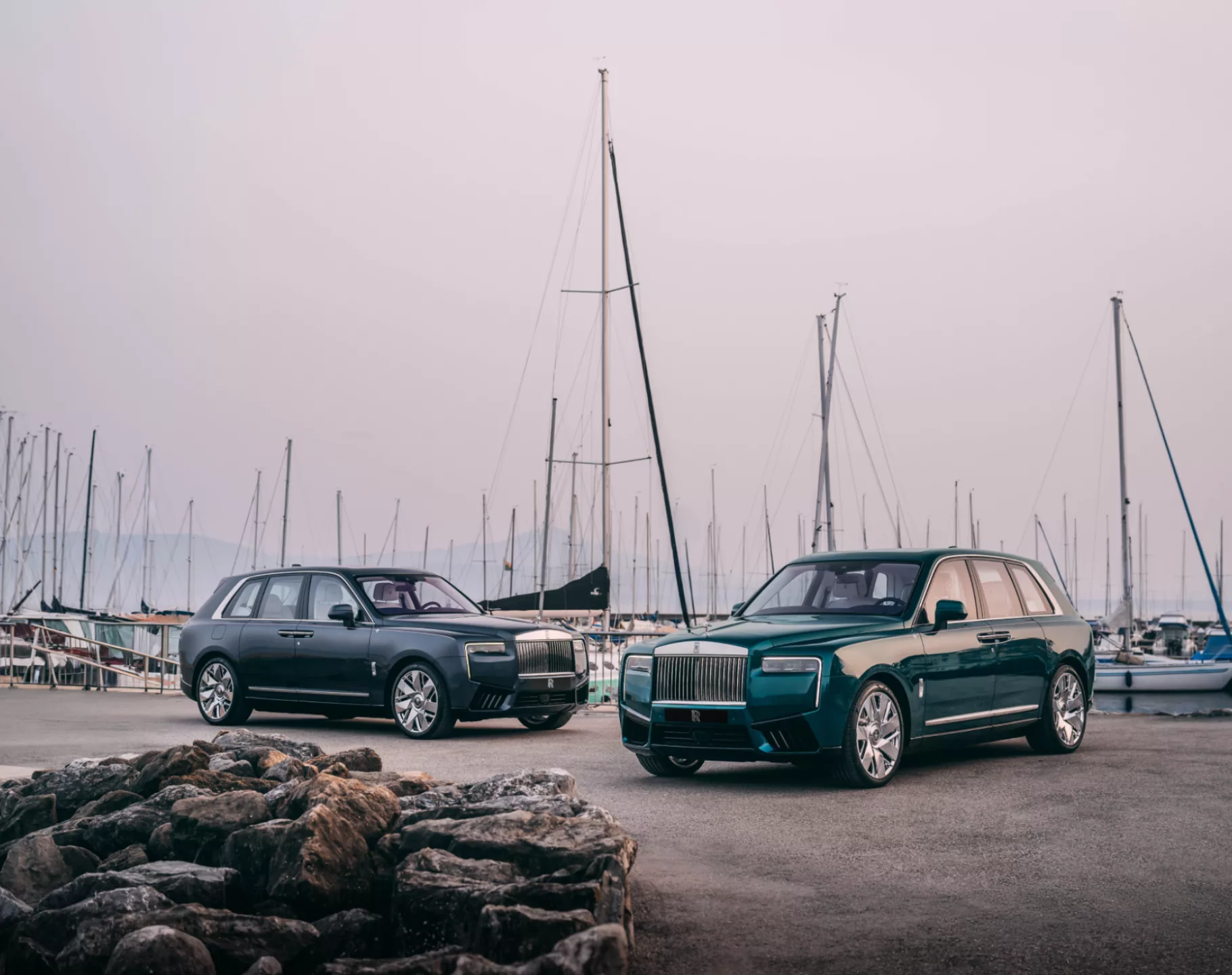 1 Rolls Royce Cullinan Yachting