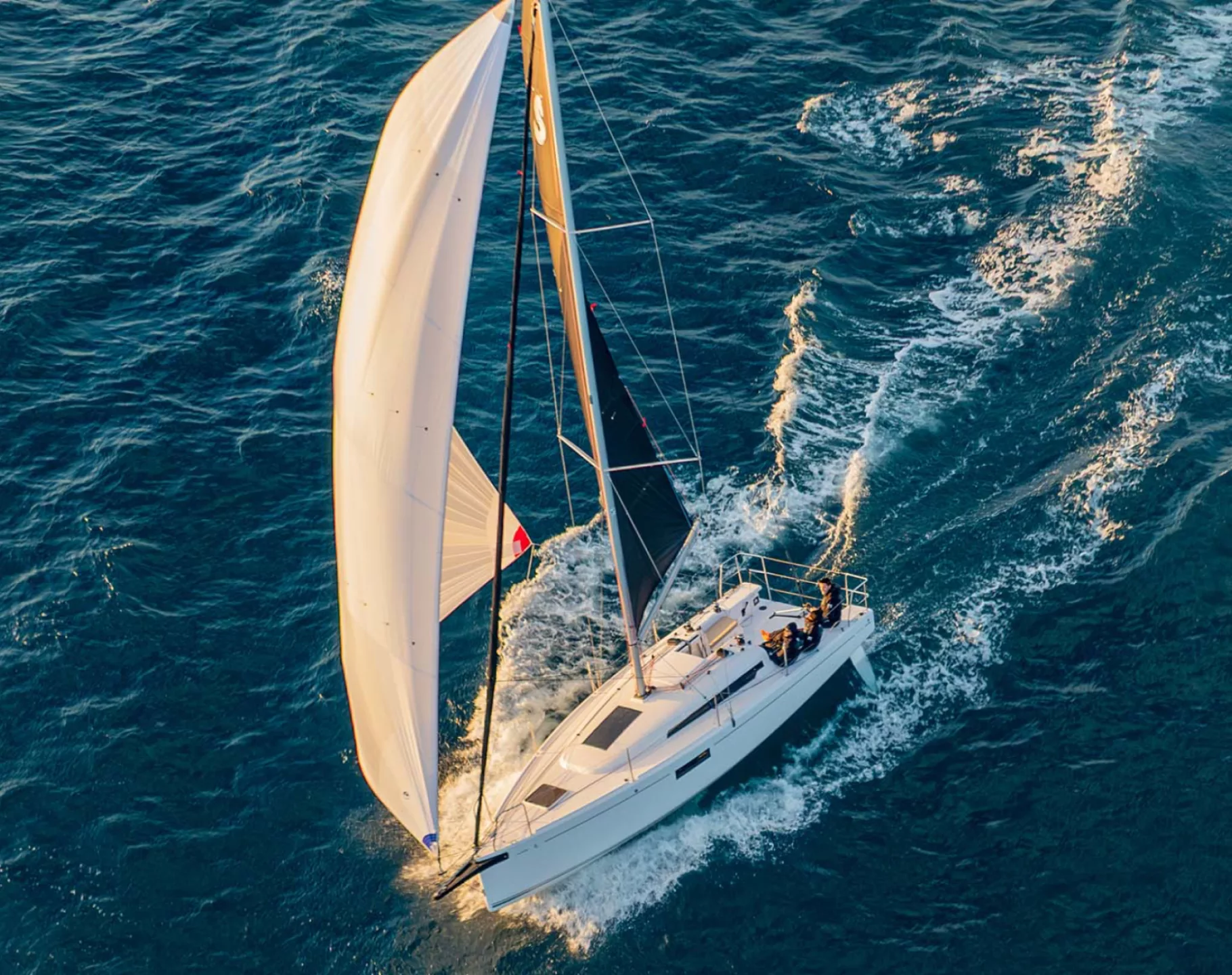 1 BENETEAU First 30