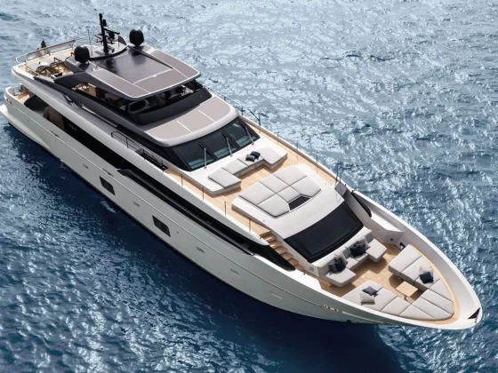 SL120 Asymmetric by Sanlorenzo Defying Conventions Embracing the Sea 02