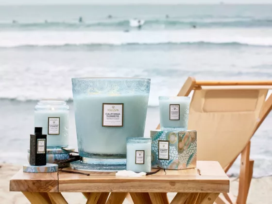 California Summers 5 Wick Hearth Candle Voluspas Coastal Escape in Wax 001