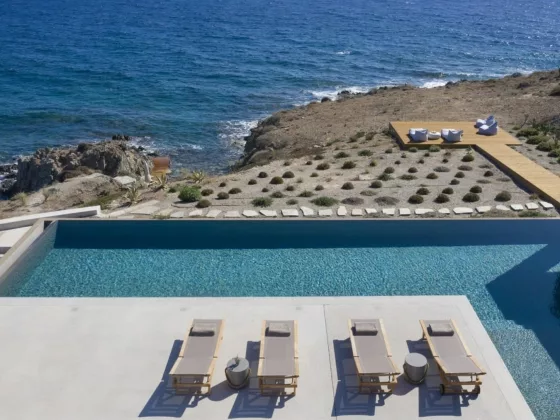 Villa Fanya A Hilltop Hideaway in Syros 02