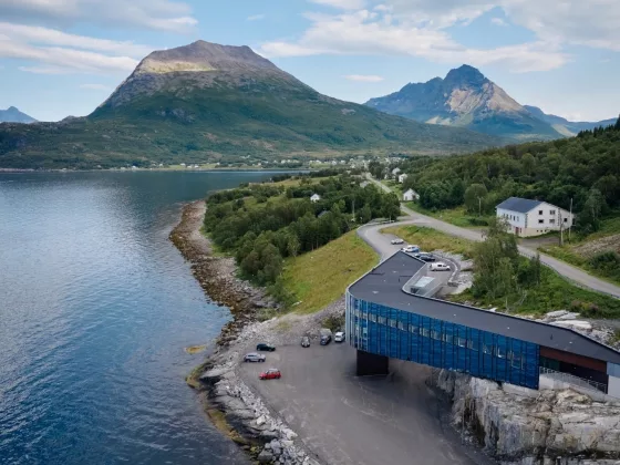 Ånderkleiva A Coastal Headquarters by Snøhetta 01