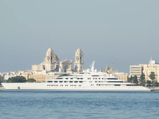 Largest private superyacht 1