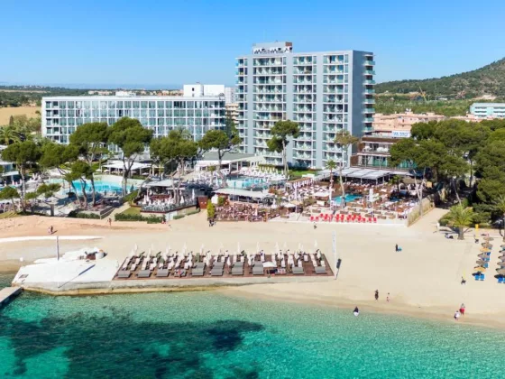 Best beach resorts in mallorca iberostar waves playa