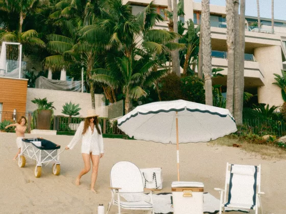 Business Pleasure Rivie White Collection 02