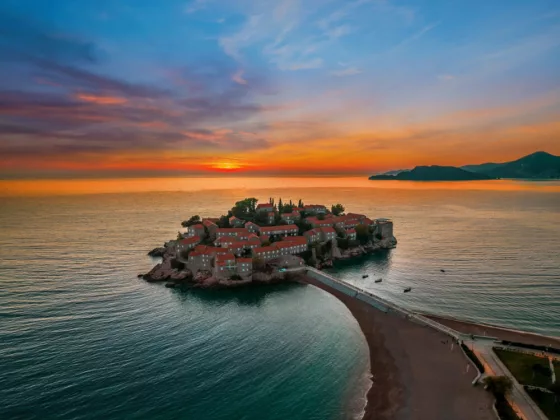 Villa Geba MICHELIN Key Boutique Hotel with Sveti Stefan Views 06