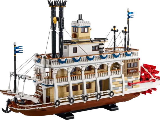 01 Lego River Steamboat