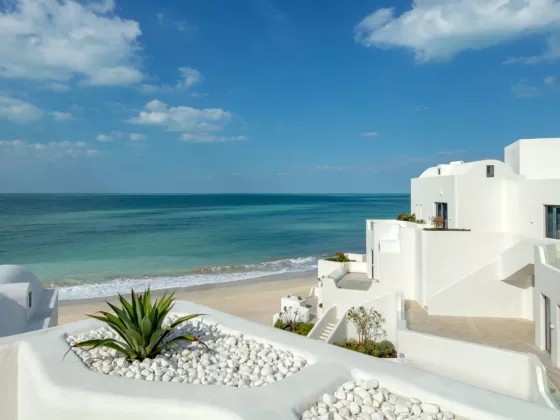 1 ANANTARA SANTORINI ABU DHABI