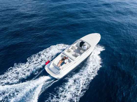 1 Vita Yachts LION