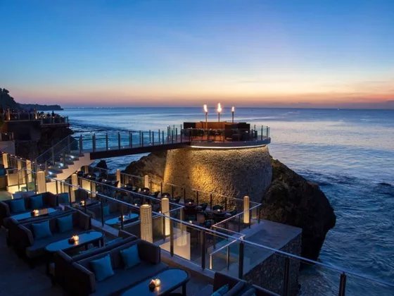 Rock Bar at Ayana Resort and Spa 1
