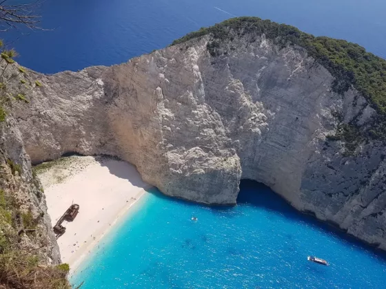 Barefoot Luxury on Zakynthos Golden Sands 01