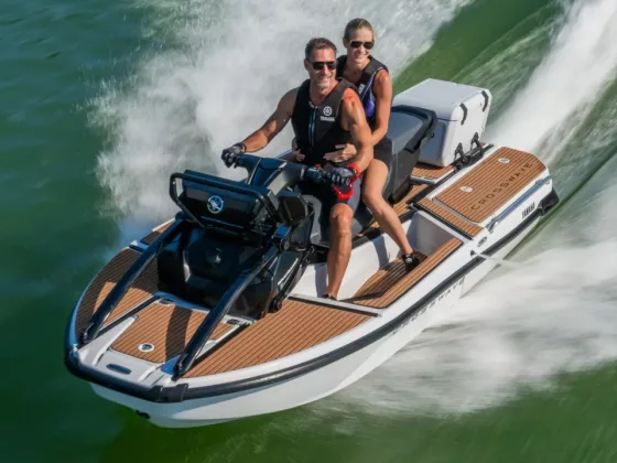 Yamaha Cross Wave 01