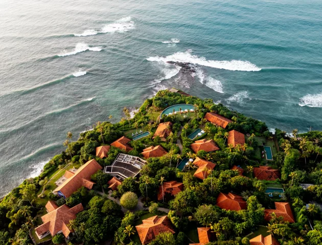 Cape Weligama Coastal Luxury in Sri Lanka 04