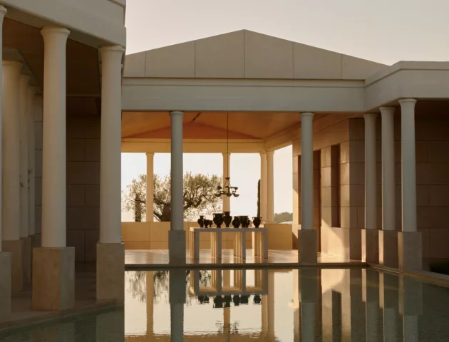 01 Amanzoe